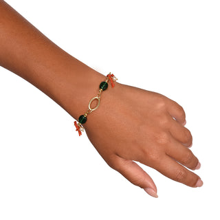 Bracciale argento 925 con corallo rosso e pietre naturali - Adriel - indossata