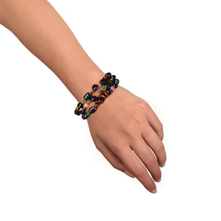 Bracciale in pietra dura a  tre fili indossata- Minerva