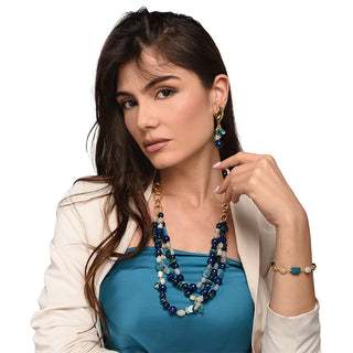 Collana a tre fili in argento 925 e pietre  indossata - Athena