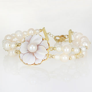 Bracciale con cammeo a fiore e perle d'acqua dolce - Calia