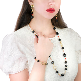 Collana onice nero indossata - Vivienne 